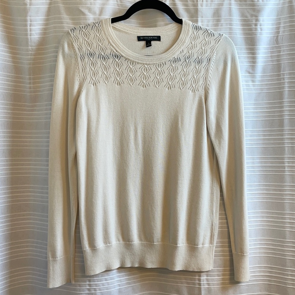 Ivory sweater - banana republic